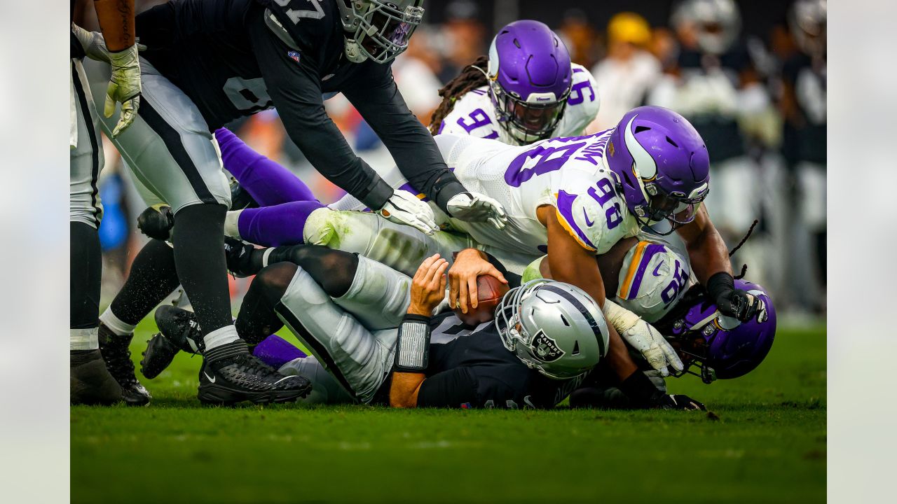 Raiders vs. Vikings editorial stock image. Image of athlete - 44568949