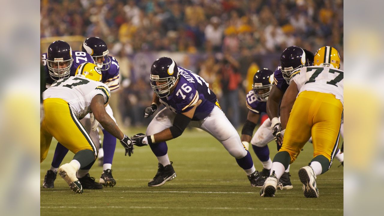 Minnesota Vikings Steve Hutchinson Selected to Hall of Fame