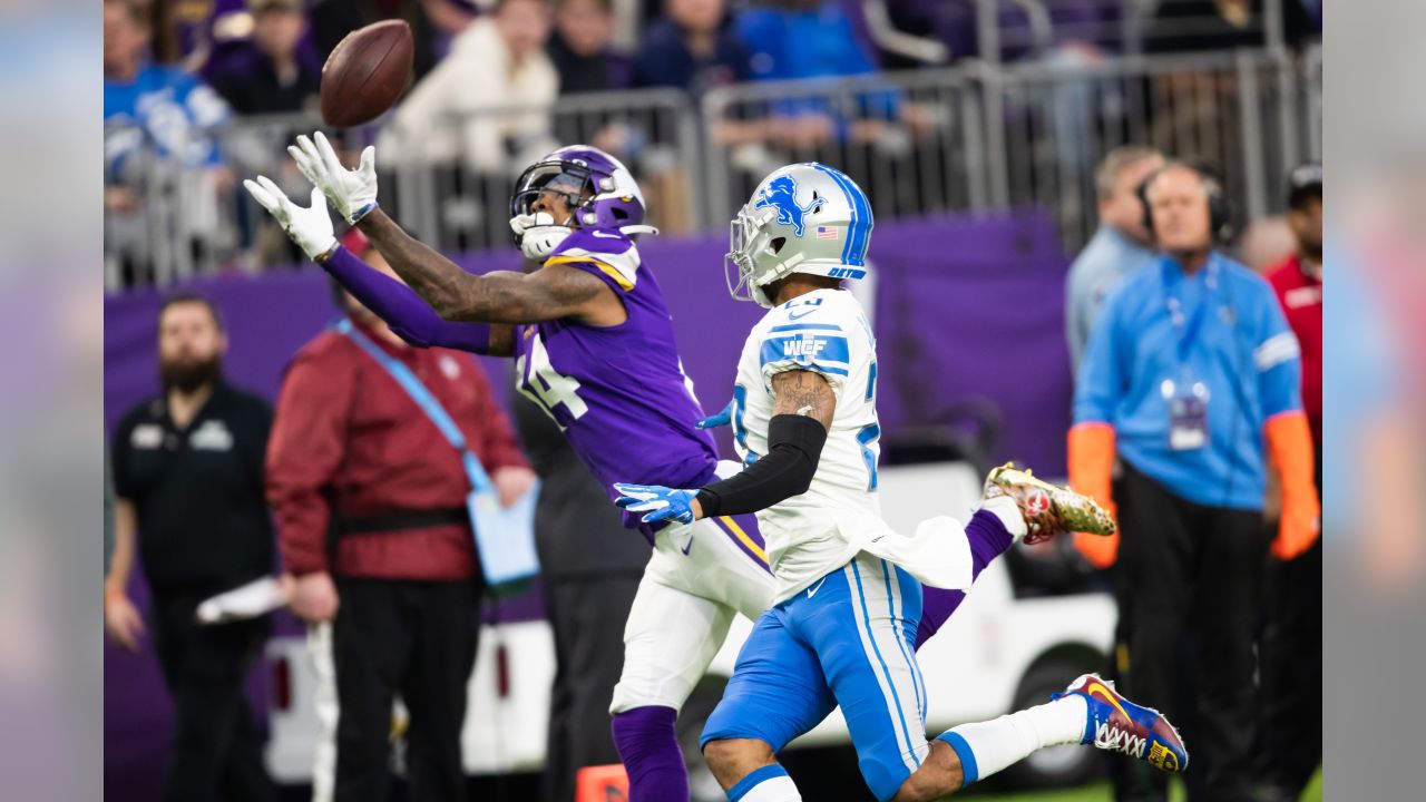 Vikings WR Stefon Diggs just 3 yards away from 1,000 on season