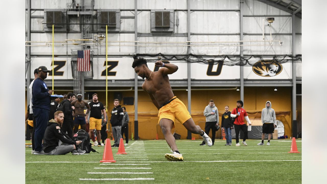 Mizzou Football: Missouri Cornerback Akayleb Evans selected by Minnesota  Vikings in 4th Round of the NFL Draft - Rock M Nation