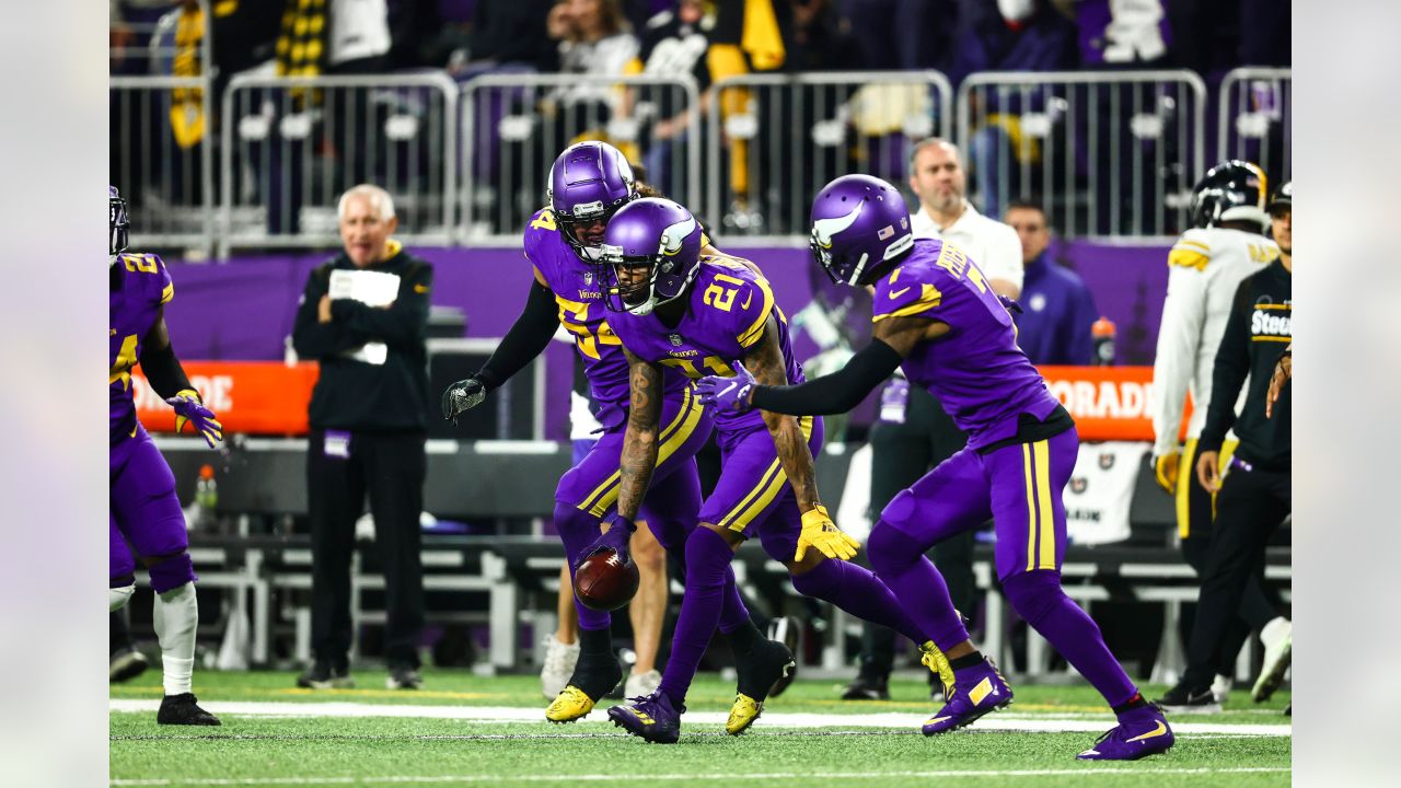 Vikings beat Steelers 36-28, deny last-play pass in end zone