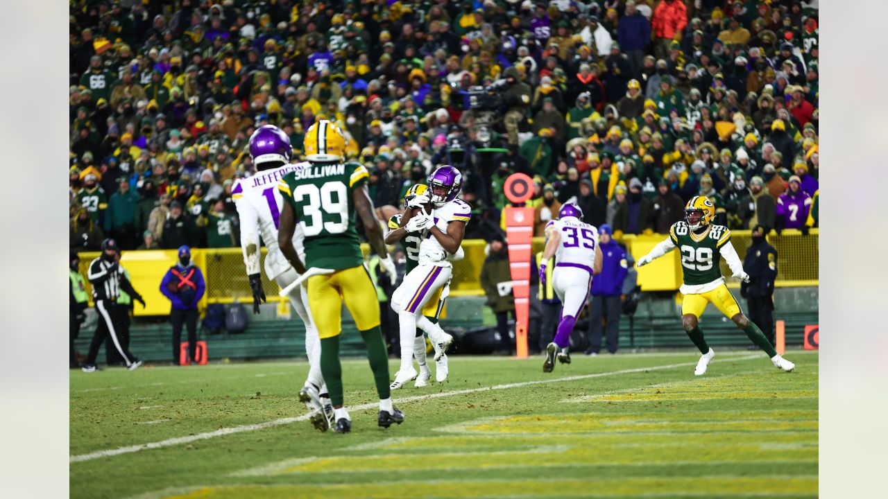 Minnesota Vikings at Green Bay Packers (1/1/23): How to watch NFC