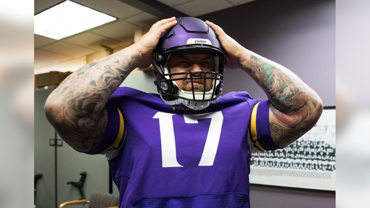 The Mountain Visits Vikings Players at Winter Park