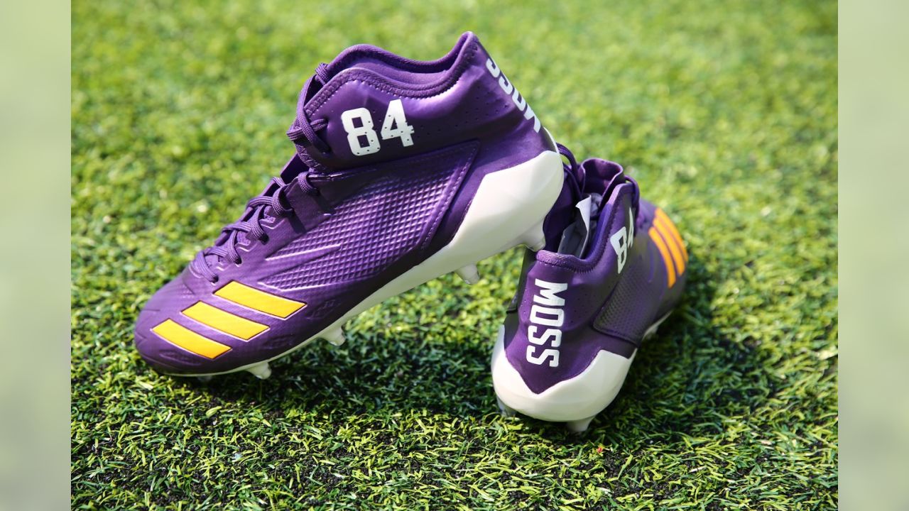 Stefon Diggs, Adam Thielen To Wear Custom Randy Moss Cleats For Opener -  Daily Norseman