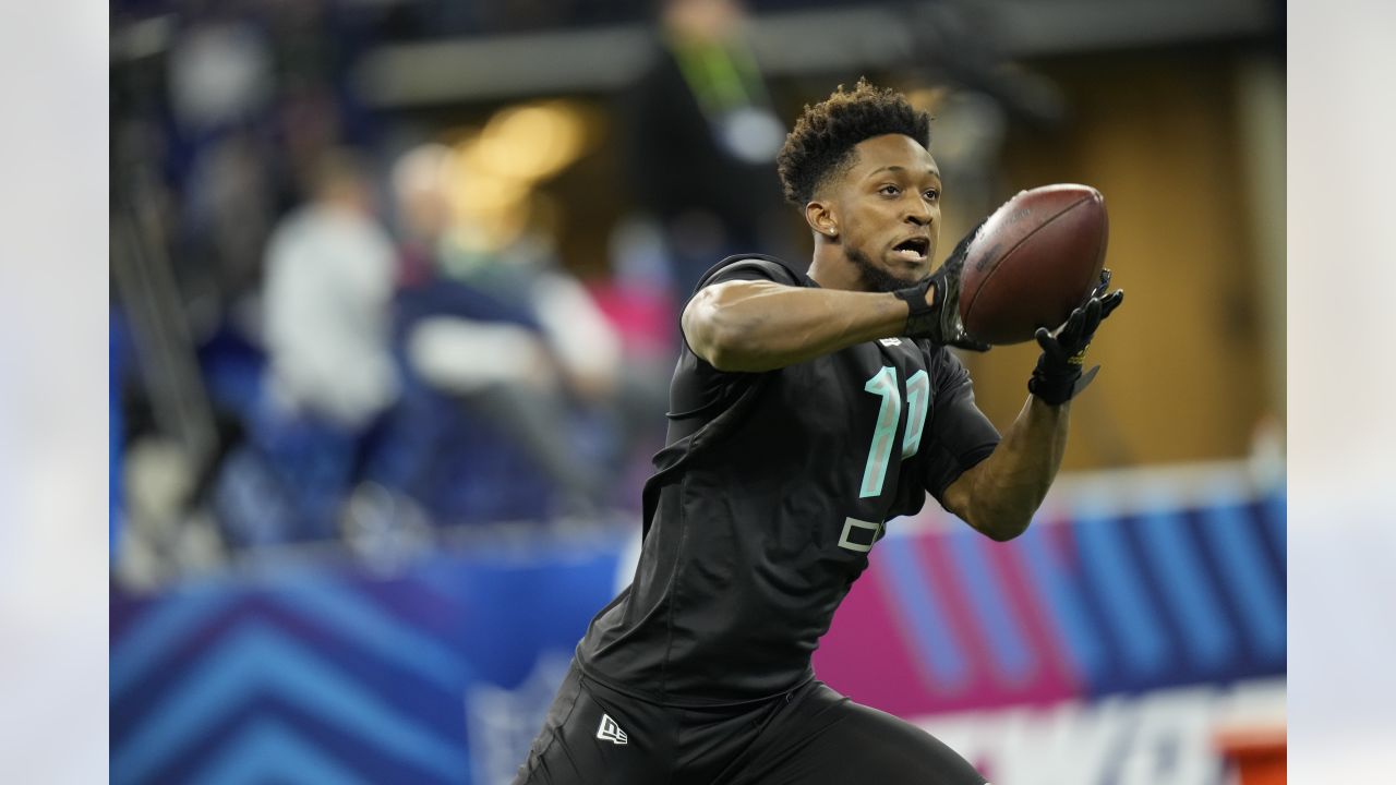 Vikings make three trades on third day of draft; pick Missouri cornerback Akayleb  Evans in fourth round