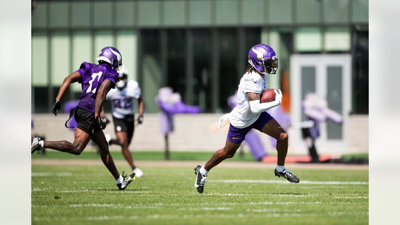 Minnesota Vikings: Kirk Cousins passes eye test to start training camp