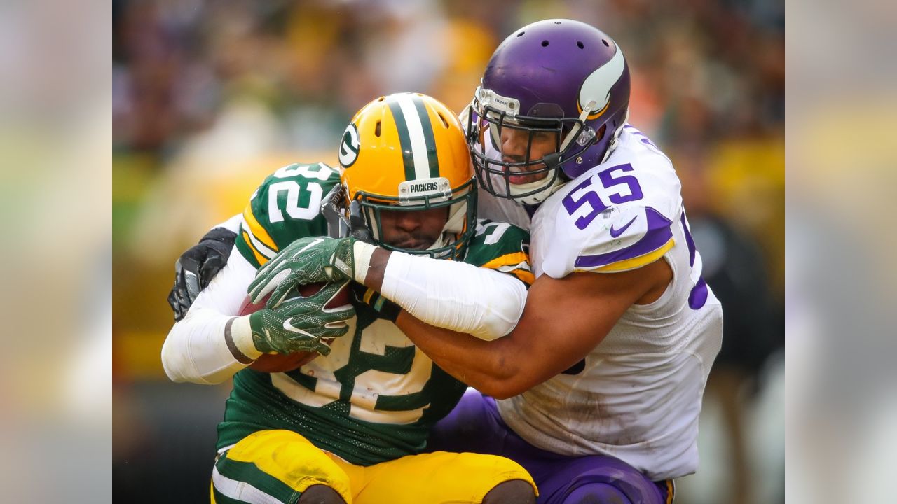 Packers-Vikings kickoff on Christmas Eve remains at noon