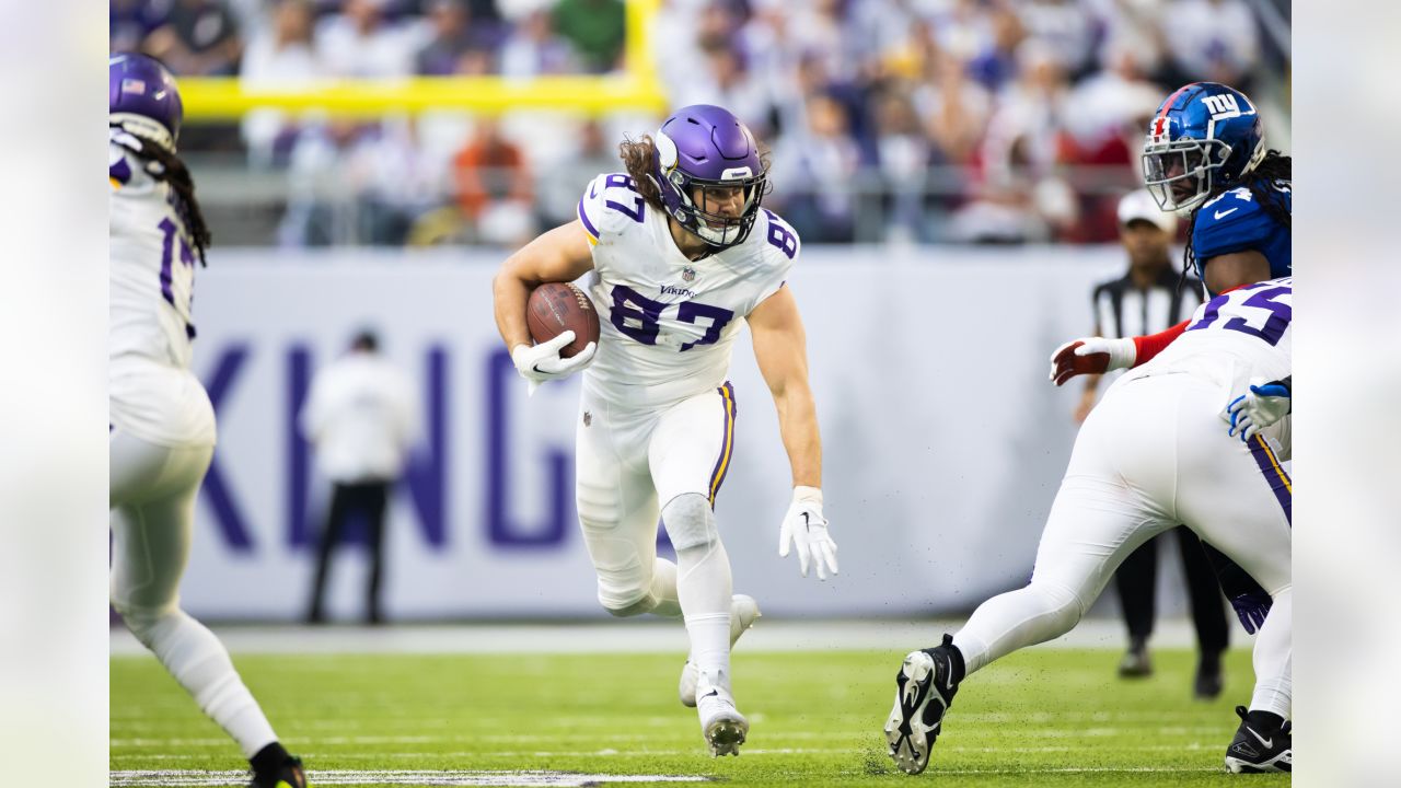 Vikings extend tight end T.J. Hockenson - CBS Minnesota