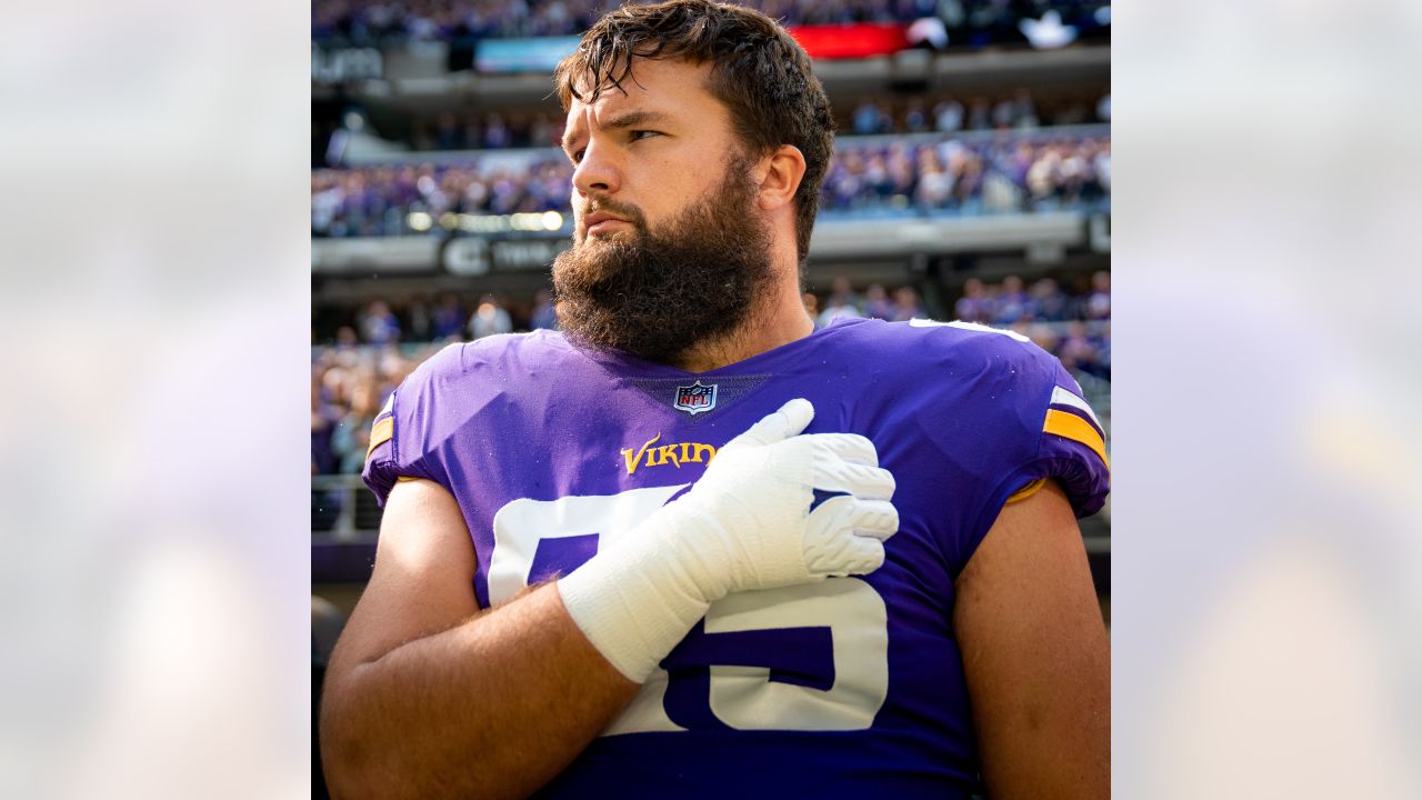 Meet Austin Schlottmann, the starting center for the Vikings if