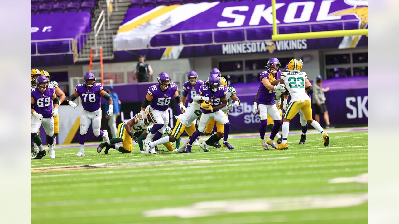 11,471 Minnesota Vikings V Green Bay Packers Stock Photos, High-Res  Pictures, and Images - Getty Images