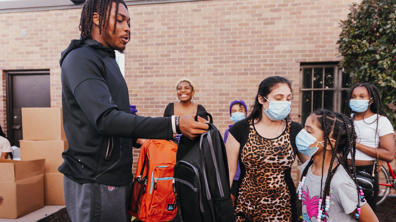 Justin Jefferson Has Back(pack)s of Students Heading to School