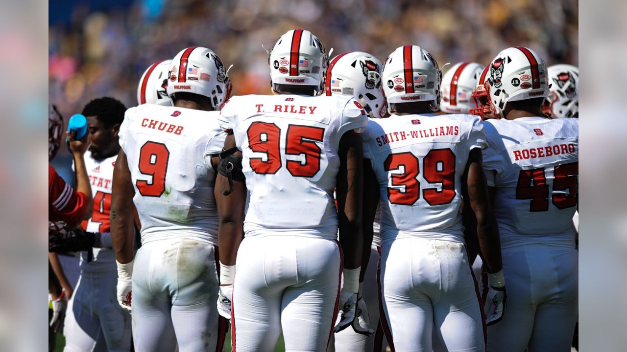 North Carolina State defensive end Bradley Chubb jumps 36 inches