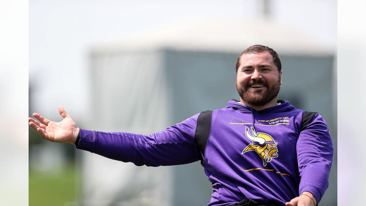 Vikings Cam Bynum, Josh Metellus speak at OTAs