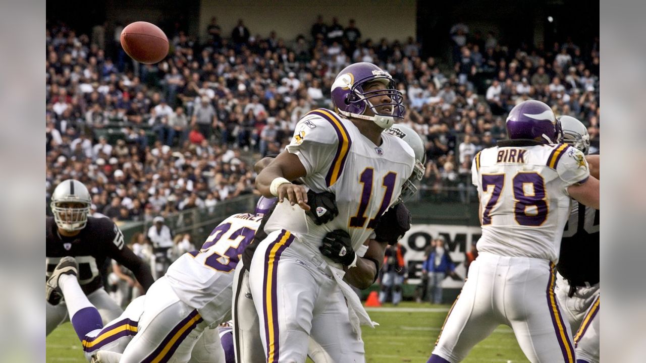 Super Bowl XI: Early fumble at goal line sank Vikings, lifted Raiders