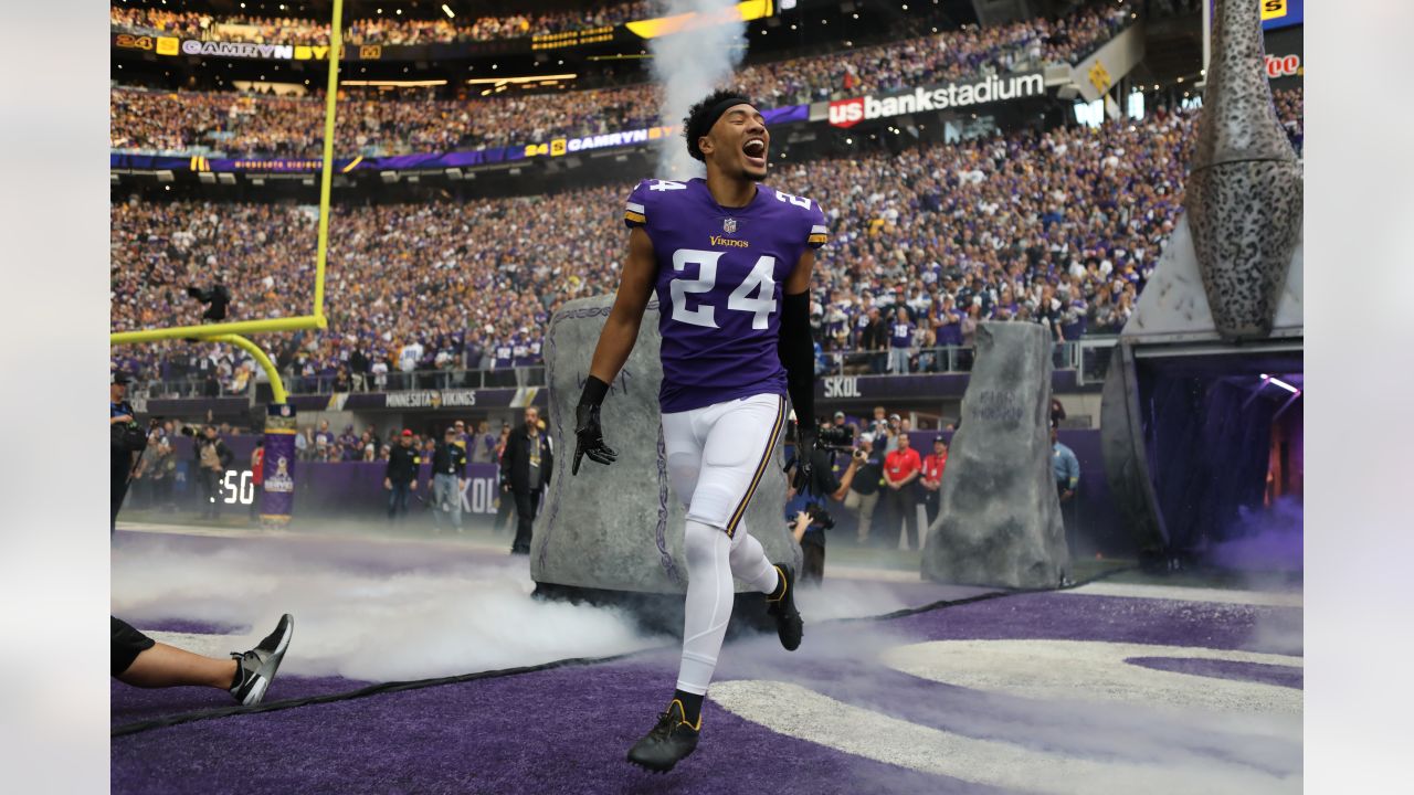 Minnesota Vikings vs. Dallas Cowboys. Fans support on NFL Game