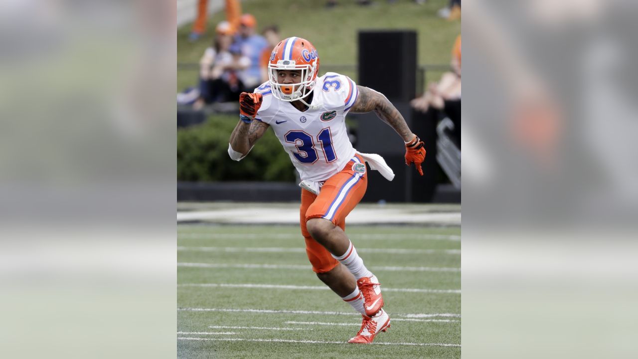 Confident CB Teez Tabor trying to move past drug tests, fight at