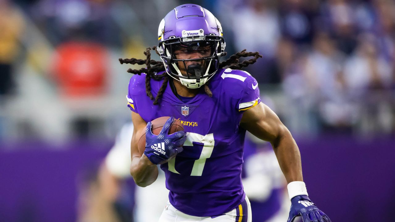 Minnesota Vikings' K.J. Osborn in action during an NFL football game,  Thursday, Sept. 14, 2023, in Philadelphia. (AP Photo/Matt Rourke Stock  Photo - Alamy