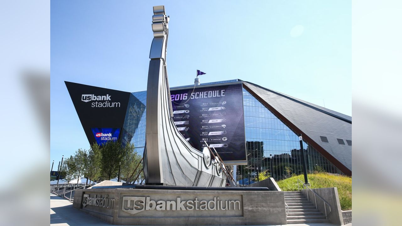 Legacy Ship Sculpture Medtronic Plaza Us Bank Stadium Minneapolis