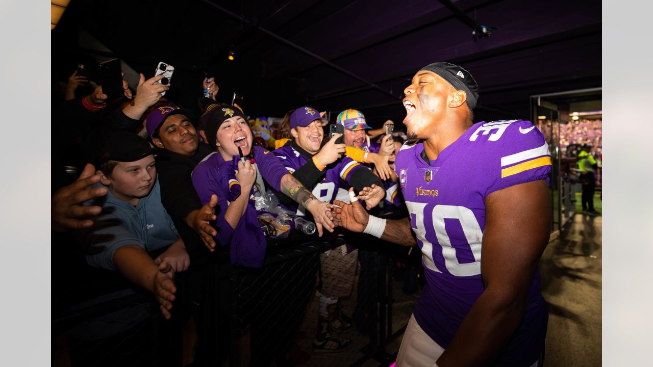 Vikings ink two-year deal to bring back FB C.J. Ham North News