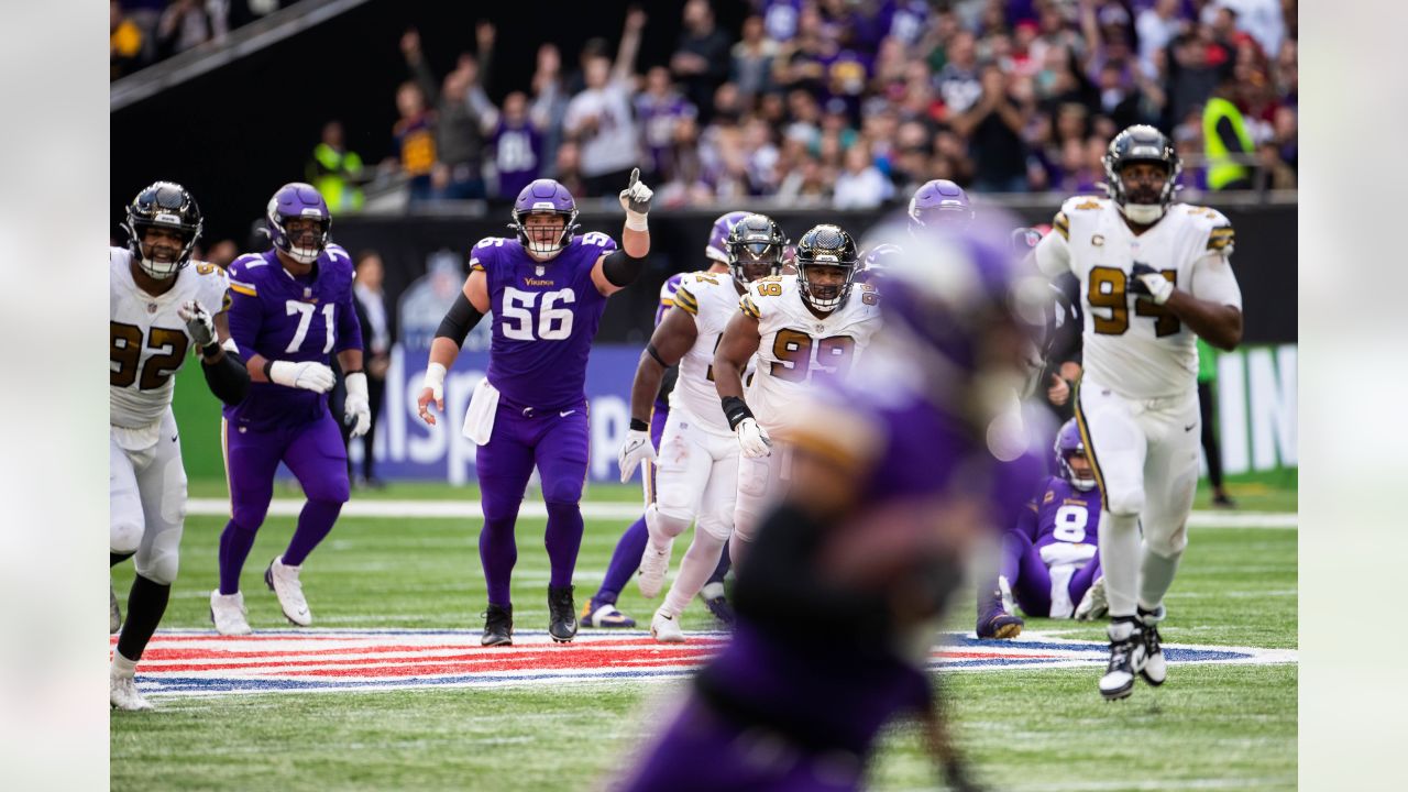 Vikings re-sign center Garrett Bradbury prior to 2023 NFL free