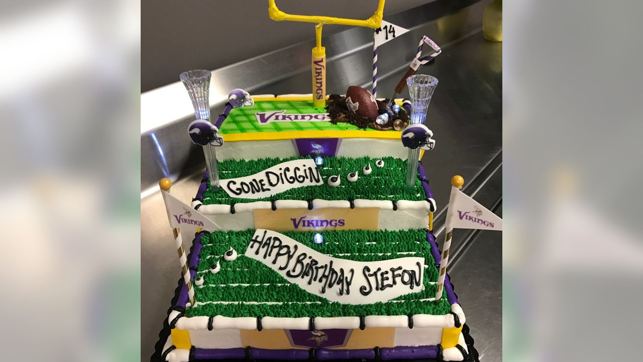 Vikings Birthday Cakes