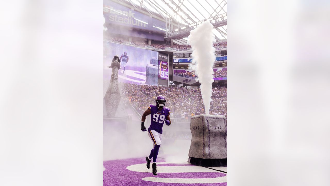 Minnesota Vikings #99 Danielle Hunter Signed/Framed 16x20 - AME Sports