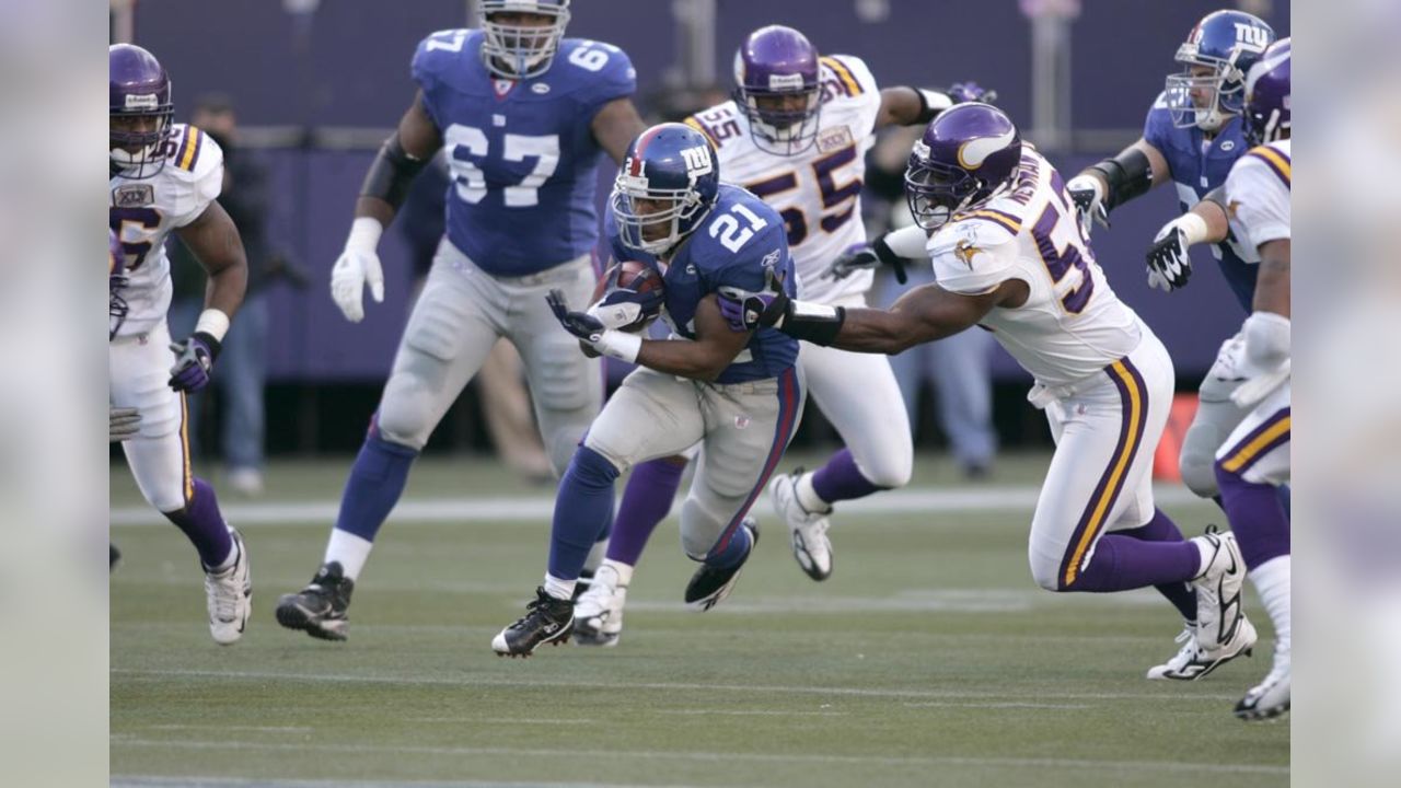 \ud83d\udcf8 Through the Years: Giants vs. Vikings