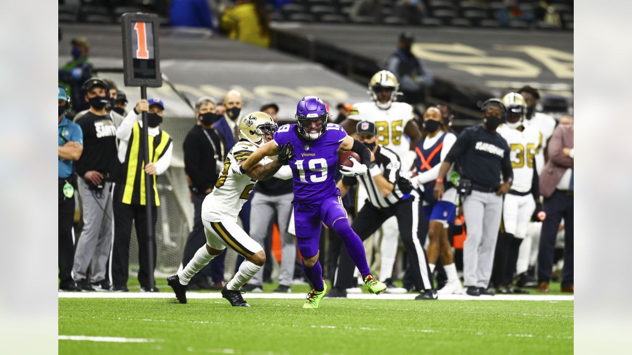 Vikings stun Saints with 61-yard touchdown on last play