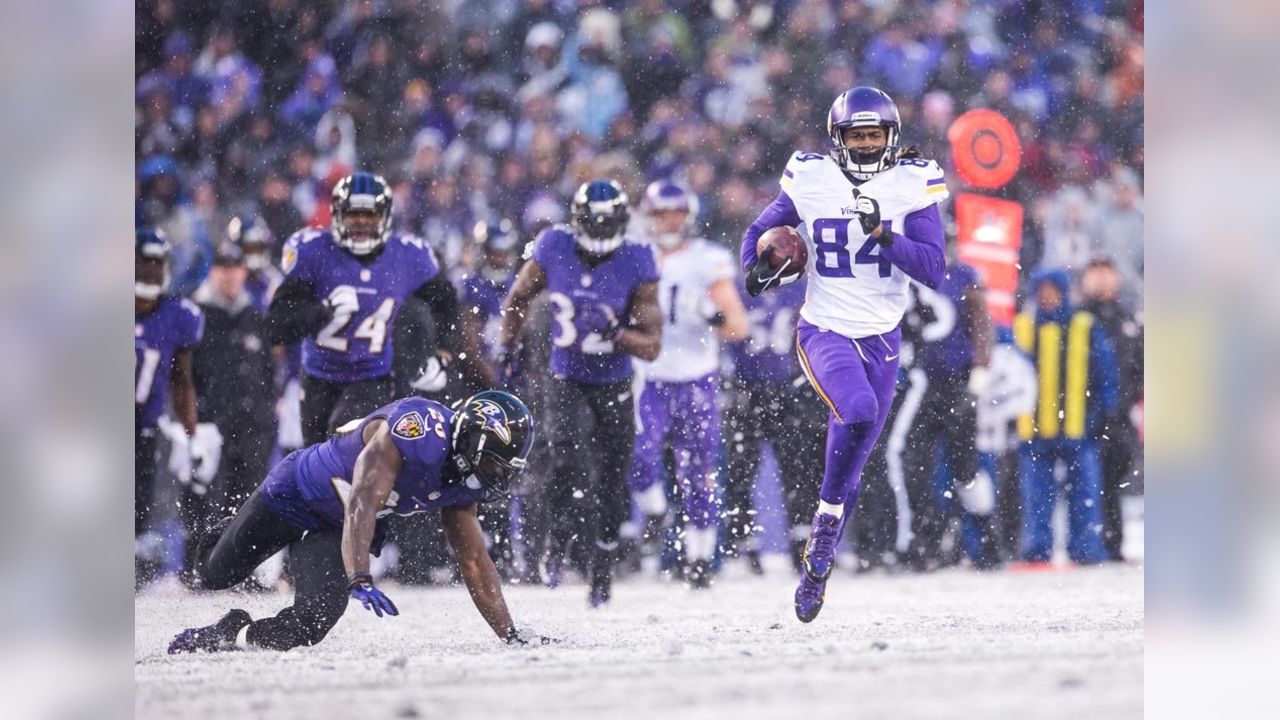 Minnesota Vikings wide receiver Cordarrelle Patterson (84) is shown during  the Vikings' NFL football mini-camp, Thursday, June 20, 2013 in Eden  Prairie, Minn. (AP Photo/Jim Mone Stock Photo - Alamy