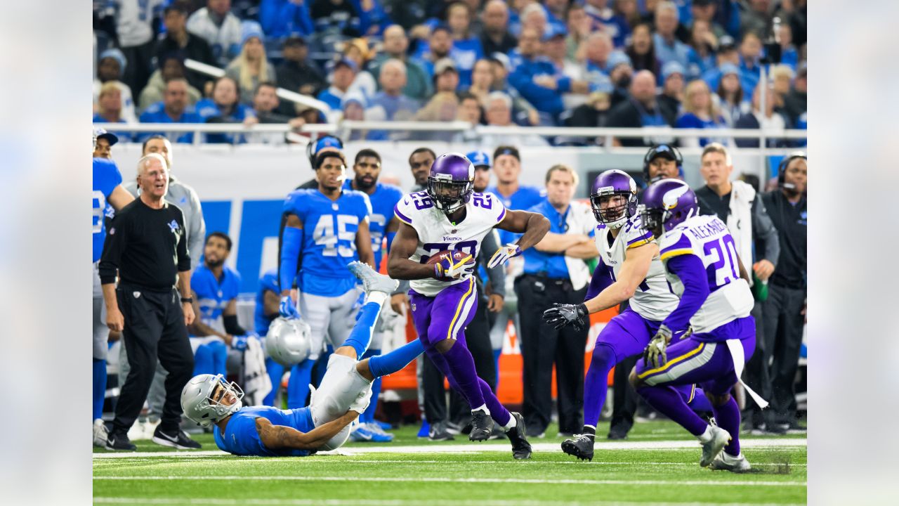 Touchdowns & Turduckens: Vikings Thanksgiving Games