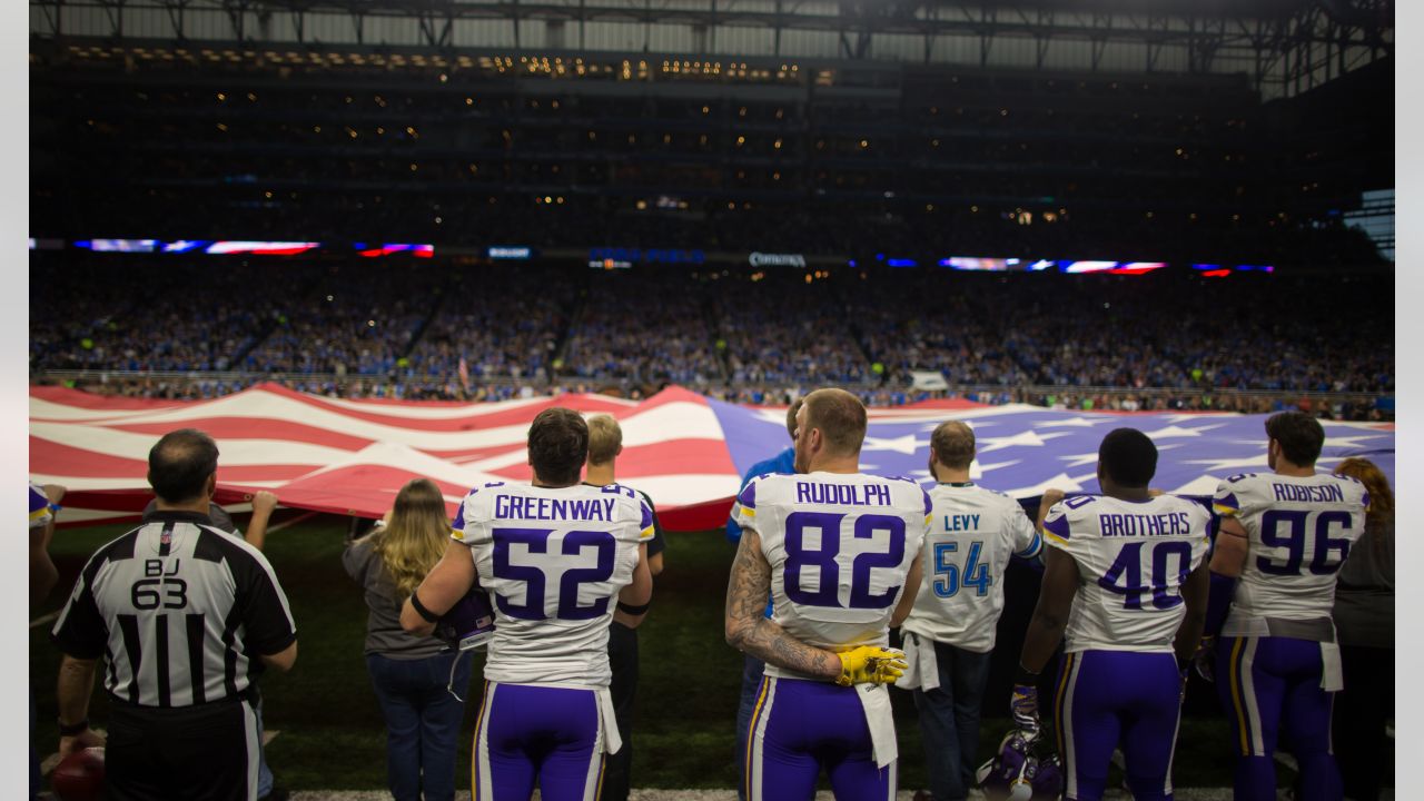 Touchdowns & Turduckens: Vikings Thanksgiving Games