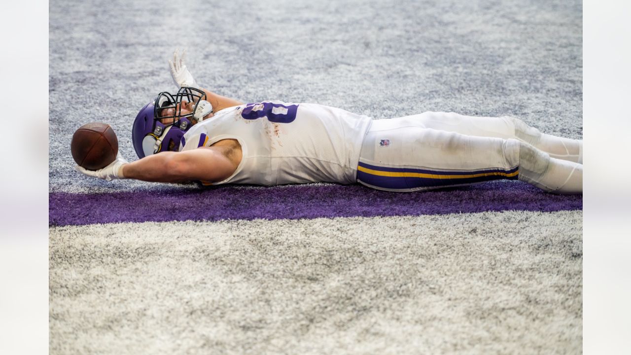 Vikings extend tight end T.J. Hockenson - CBS Minnesota