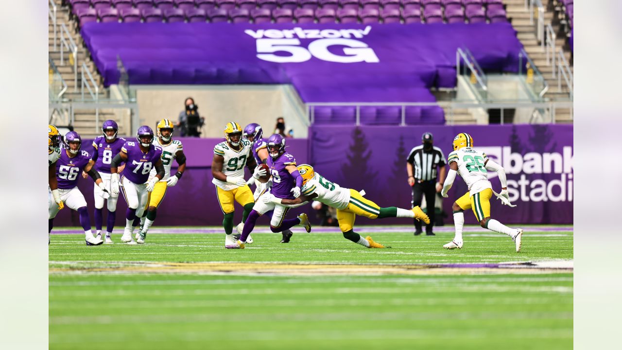 11,601 Packers Vikings Stock Photos, High-Res Pictures, and Images