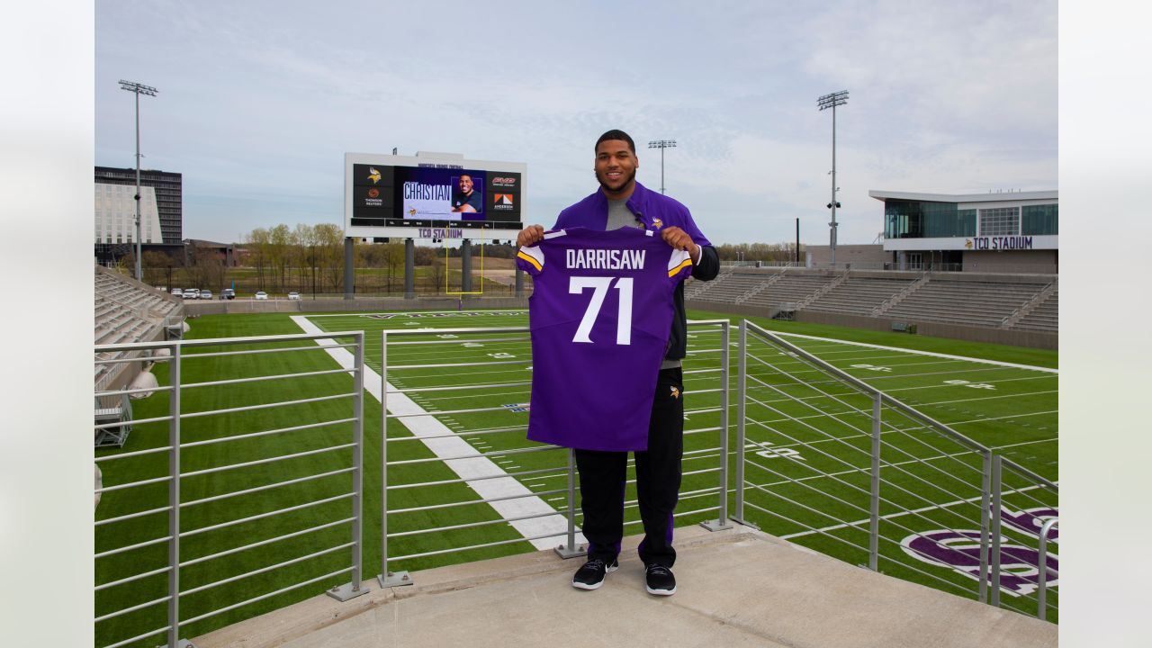 Vikings select OT Christian Darrisaw