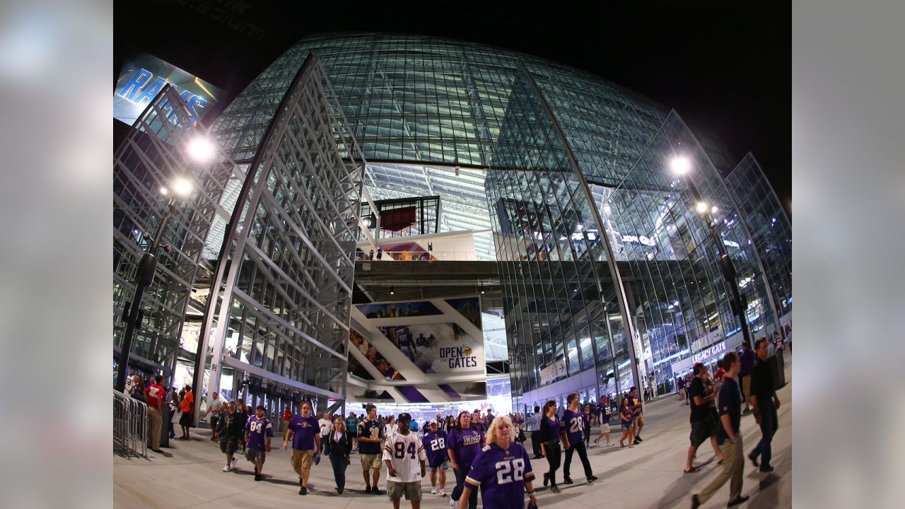 Top 50 Photos of Gameday at U.S. Bank Stadium