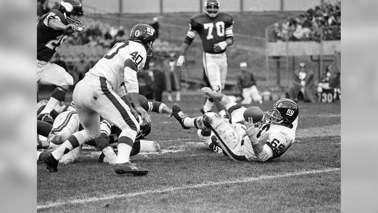 \ud83d\udcf8 Through the Years: Giants vs. Vikings