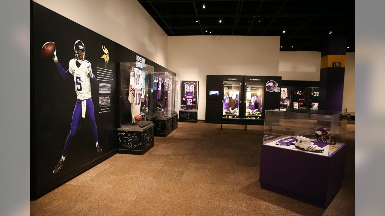 Minnesota Vikings Fan Museum Exhibit Design