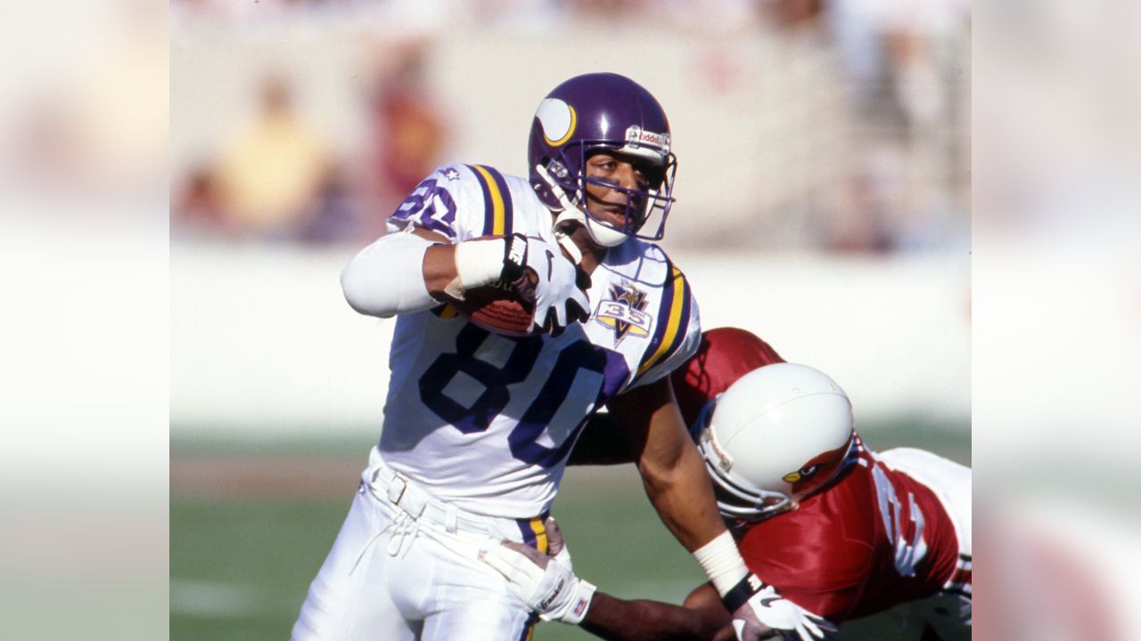 Vikings WR Cris Carter  Vikings football, Nfl football 49ers, Minnesota vikings  football