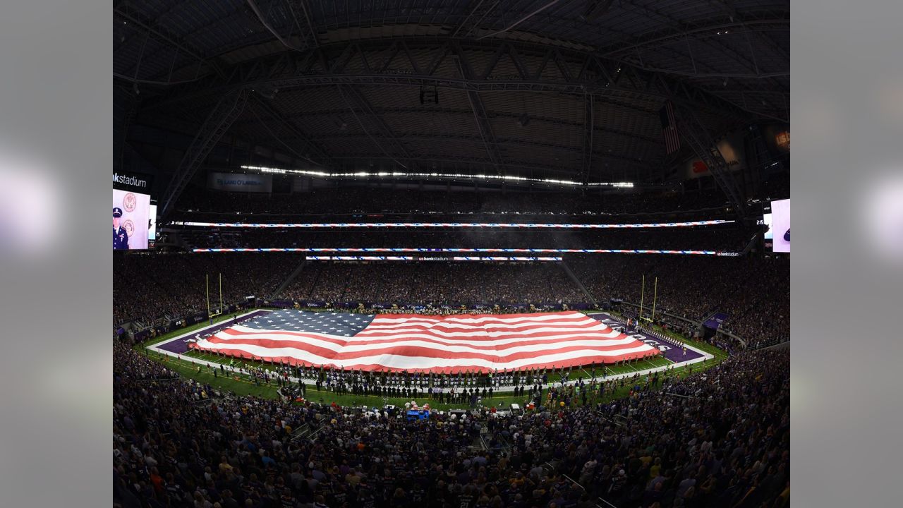 Top 50 Photos of Gameday at U.S. Bank Stadium