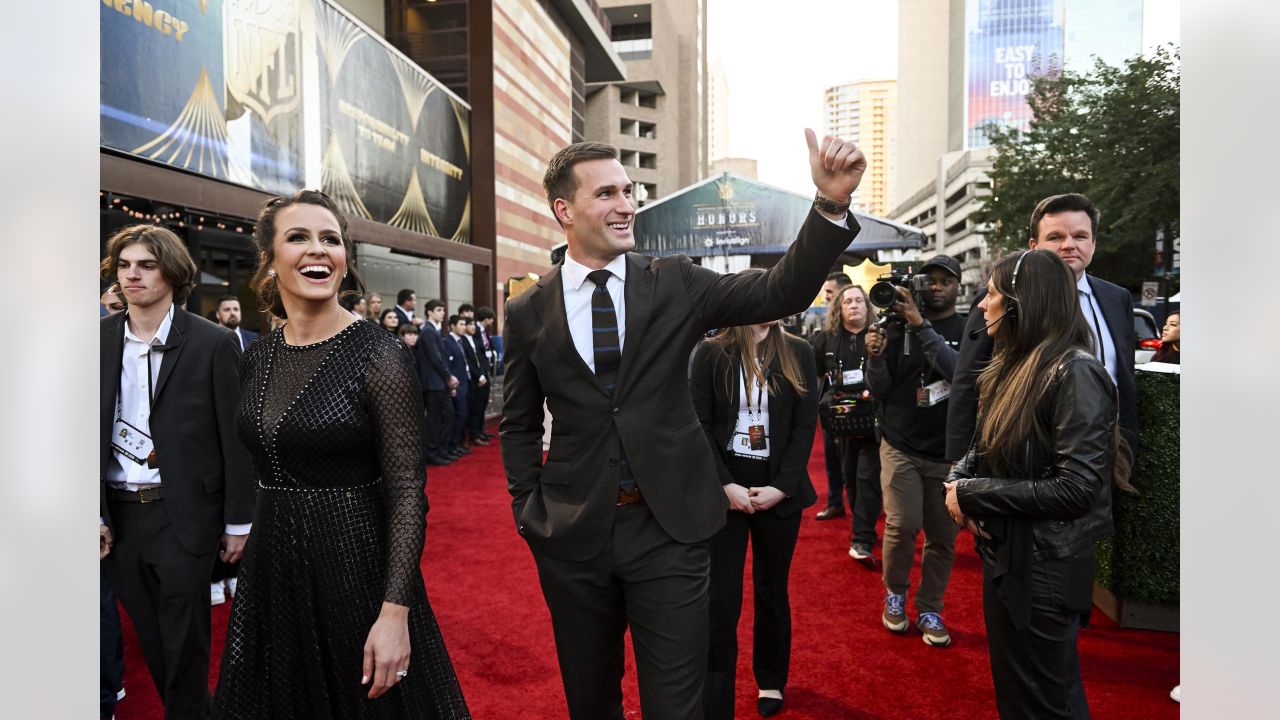 NFL Honors Red Carpet 2023 Celebrity Arrivals Photos: Live Updates – WWD