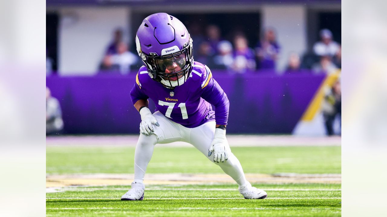 PFF Earmarks Christian Darrisaw as 2nd Year Breakout Candidate - Vikings  Territory