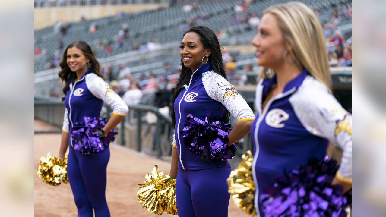 Sep. 25, 2011 - Minneapolis, Minnesota, U.S. - A Minnesota Viking  cheerleader encourages the crowd at Mall of America Field in the Metrodome.  The Detroit Lions beat the Minnesota Vikings 26-23. (Credit