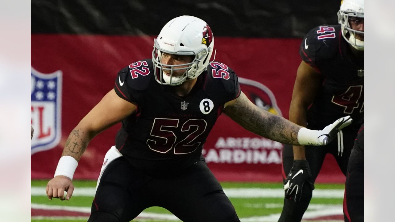 Vikings Acquire OL Mason Cole in Trade with Cardinals