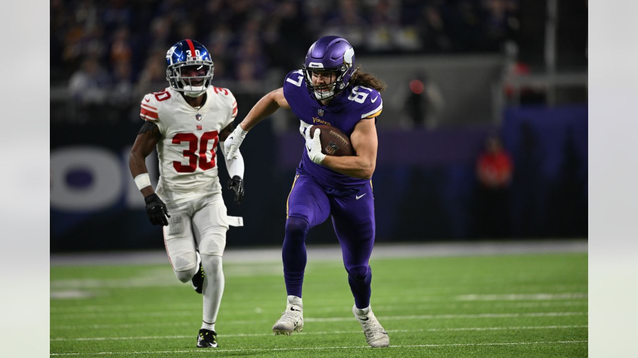 T.J. Hockenson has excellent debut for the Vikings