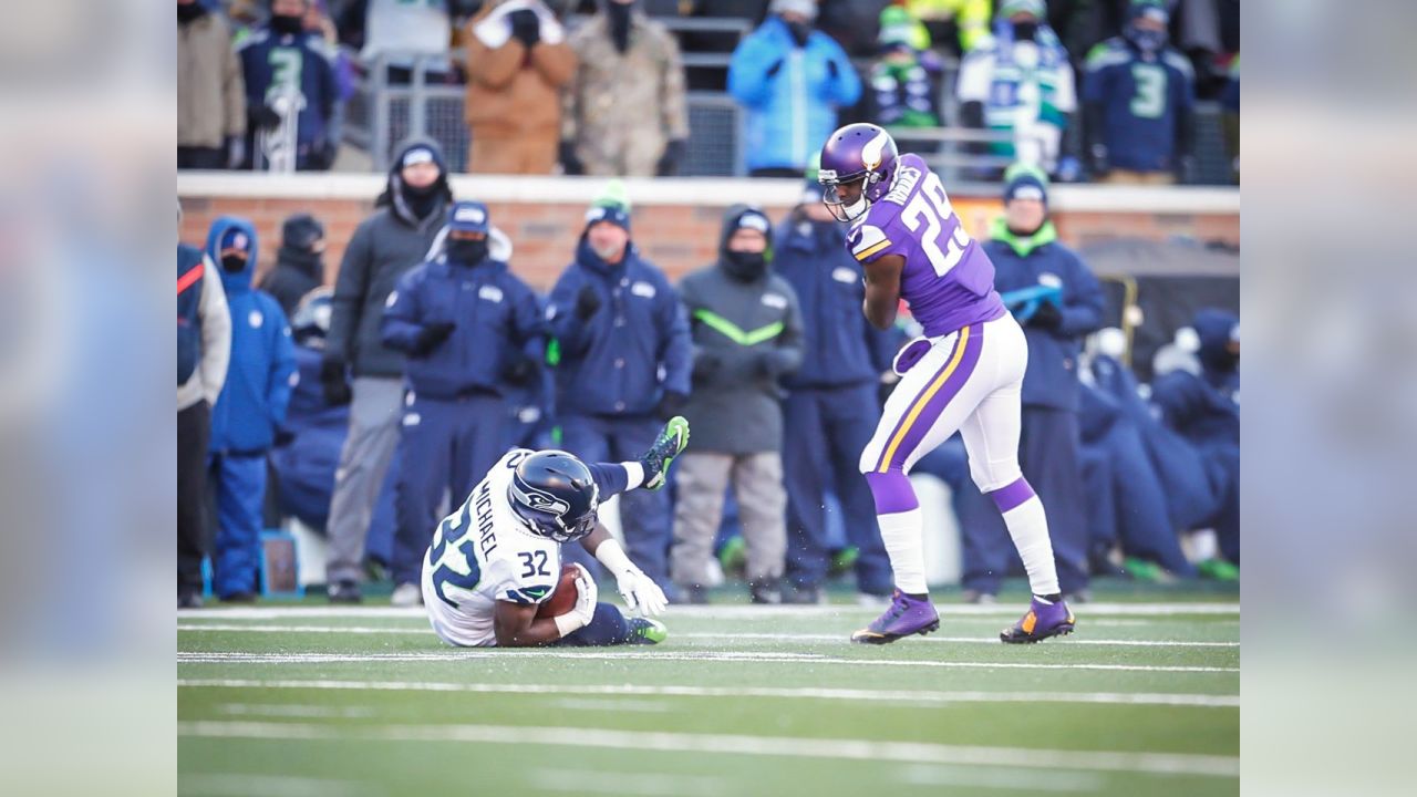 Seahawks escape with 10-9 win over Vikings after missed kick