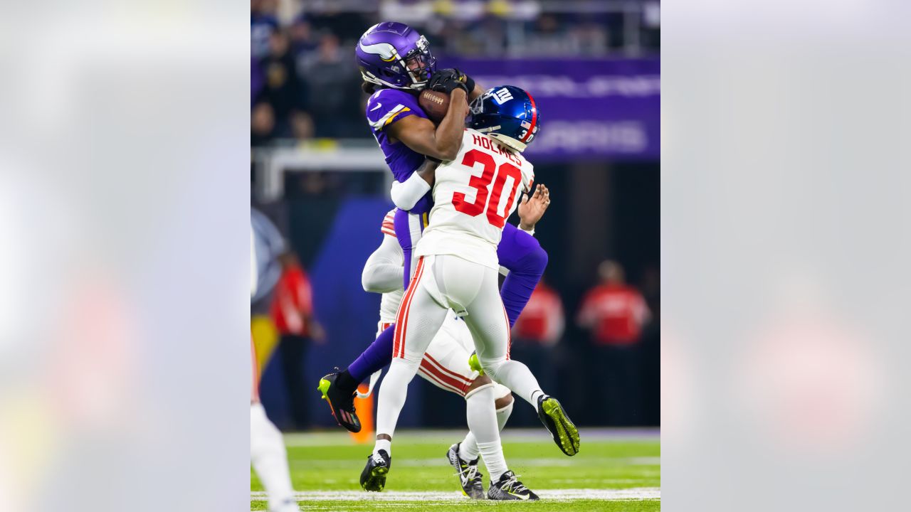 Minnesota Vikings' K.J. Osborn in action during an NFL football game,  Thursday, Sept. 14, 2023, in Philadelphia. (AP Photo/Matt Rourke Stock  Photo - Alamy