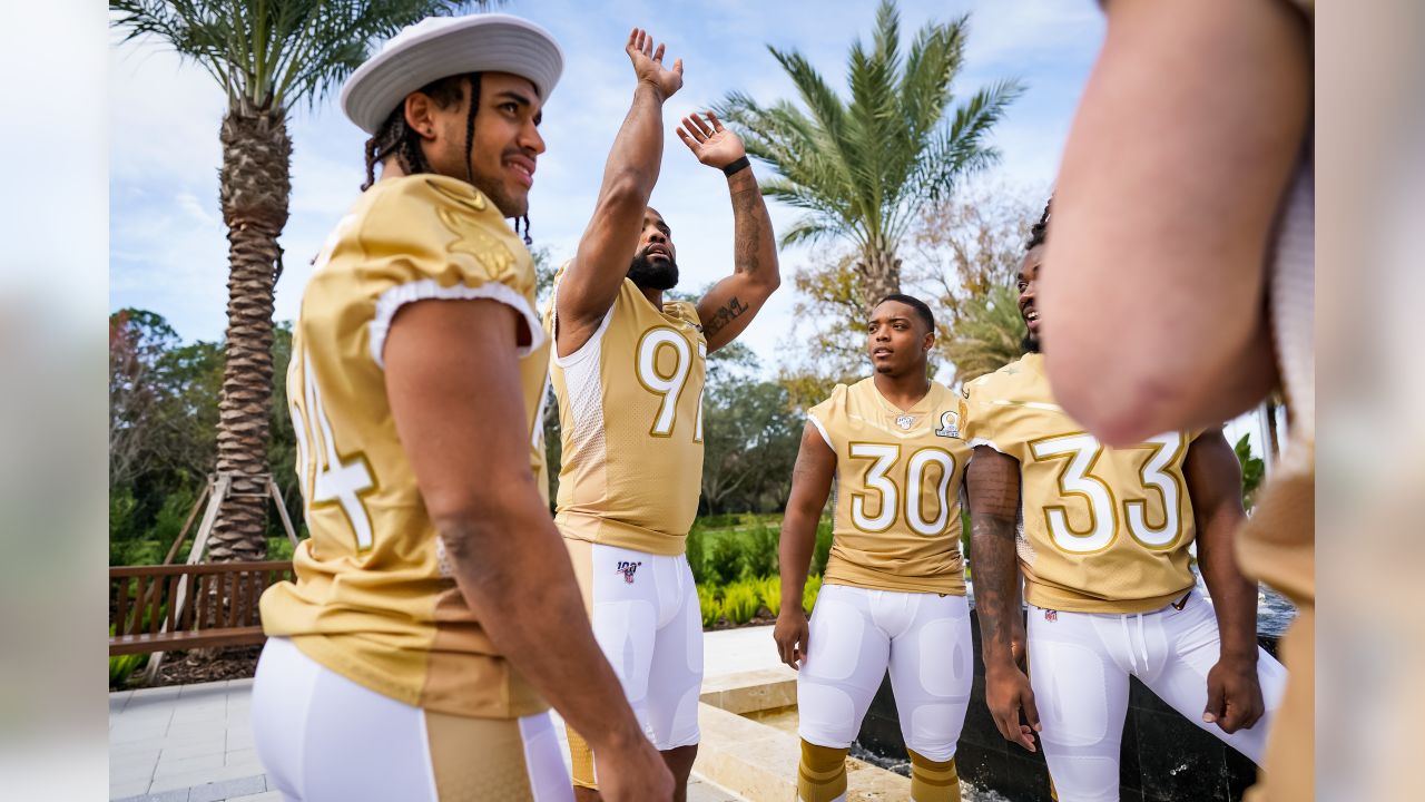 Kendricks & Smith Visit Disney World, Offer Pro Bowl Predictions