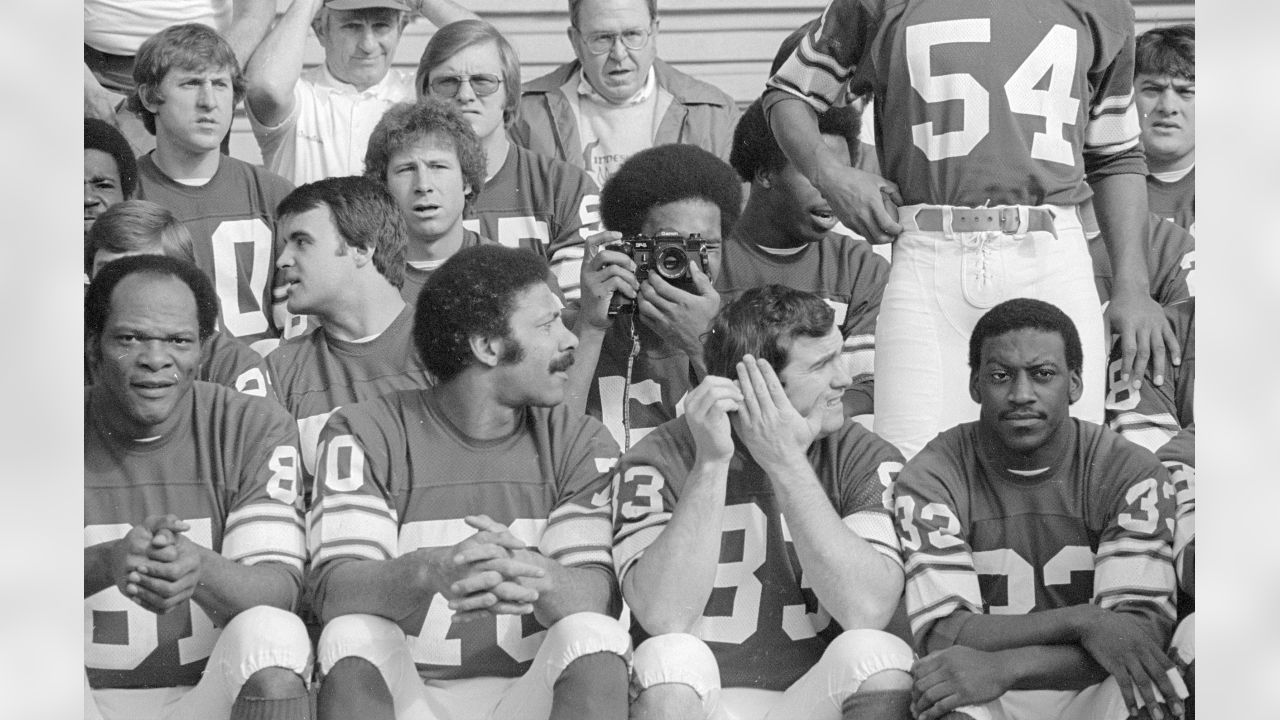 FILE - This Jan. 7, 1977 photo shows Minnesota Vikings Matt Blair