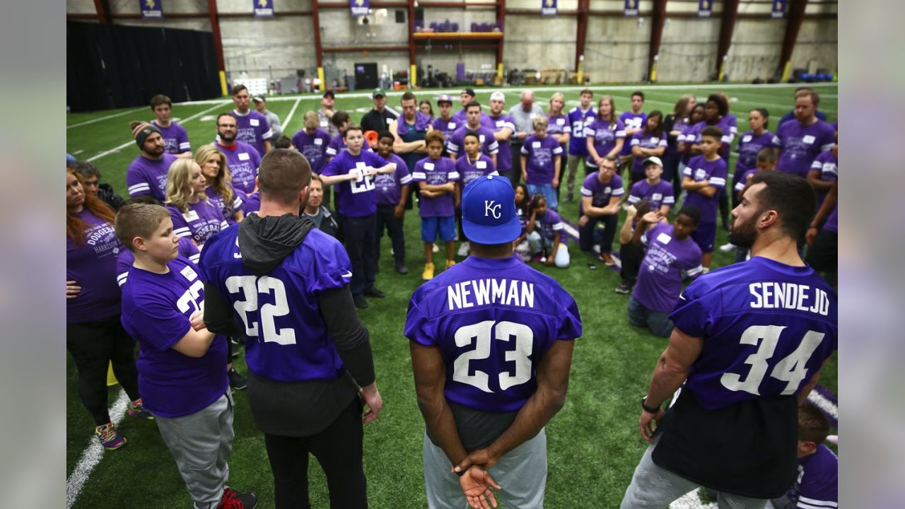 Harrison Smith Racks Up Tackles, Funds for Big Brothers Big Sisters