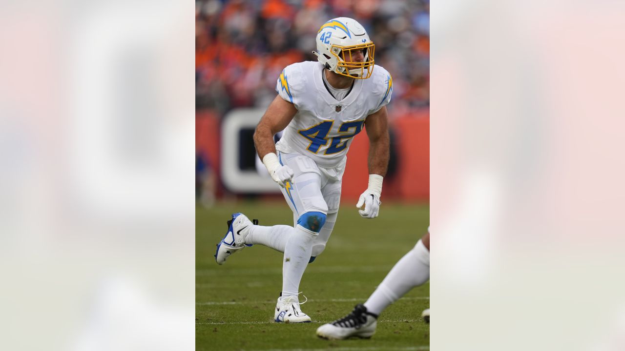 Bolts Buzz: Five Things To Know About Chargers Linebacker Troy Reeder